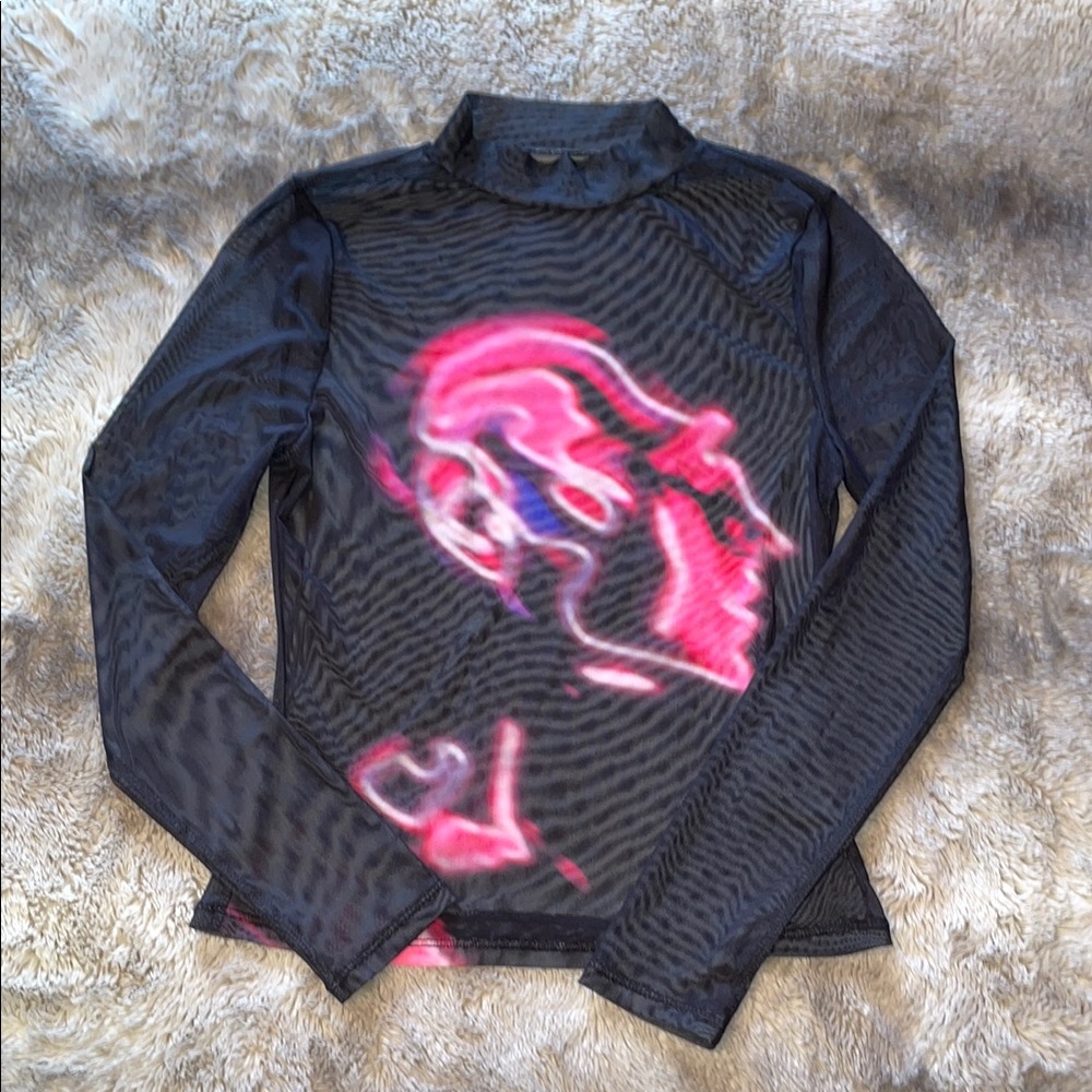Black & Pink Graphic Long Sleeve Mesh Top 🚀
